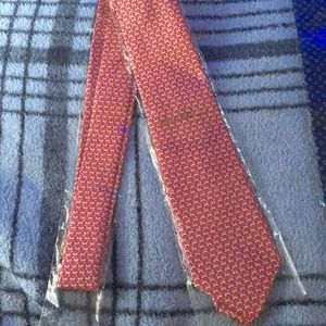 Salvatore Ferragamo 100% Silk red Dog tie